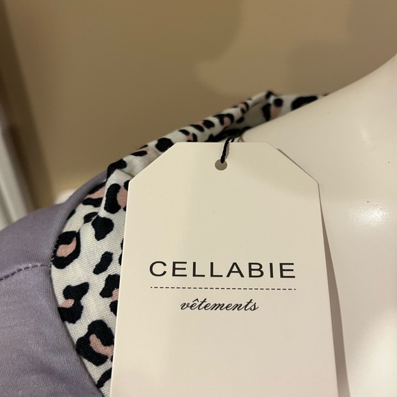 Brand new top Goes great with leggings or jeggings - Picture 4 of 5